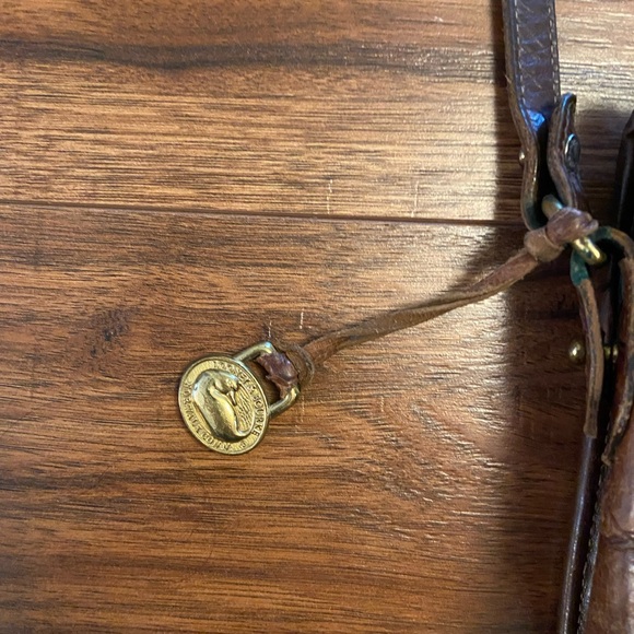 VTG RARE Dooney & Bourke Crossbody Bag Brown Leather Alligator Croc Embossed USA - Picture 4 of 16